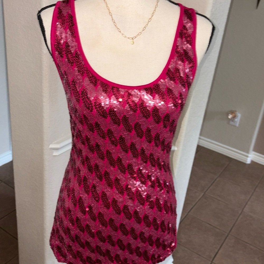 Charlotte Russe pink sparkly sequin design tank top  Size M